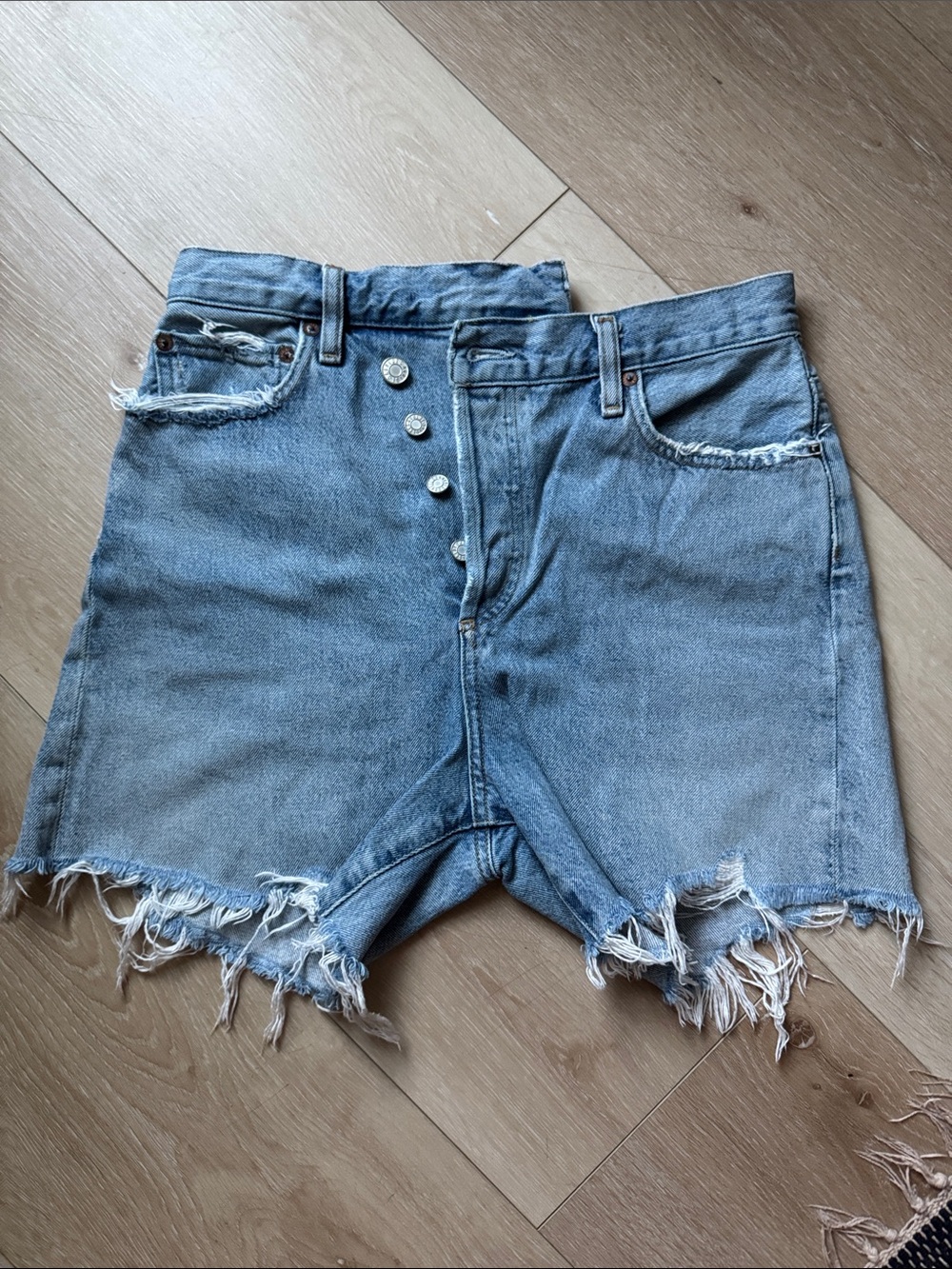 Agolde mid length crossover 26 denim shorts